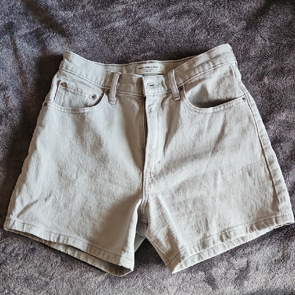 Abercrombie & Fitch Gray Jean Shorts Relaxed Fit